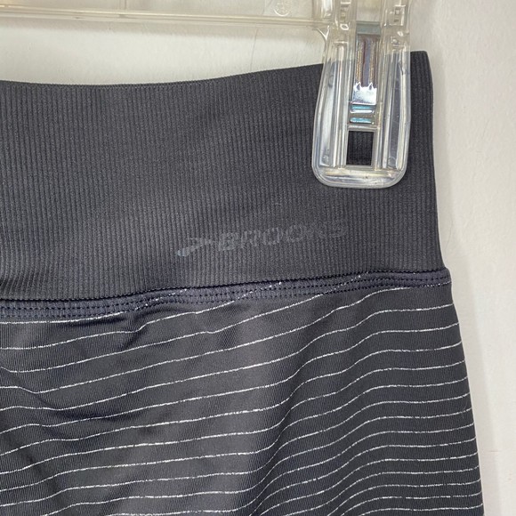BROOKS woman's size small S Strecker DriLayer cycling biking stripe capri pants - Picture 3 of 11